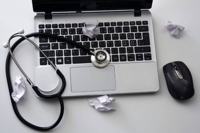 patient-finance-medical-laptop